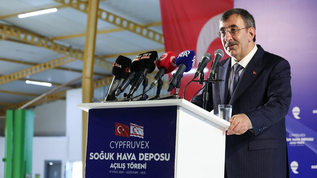 "Laf üstüne laf koymak değil, taş üstüne taş koymak lazım"