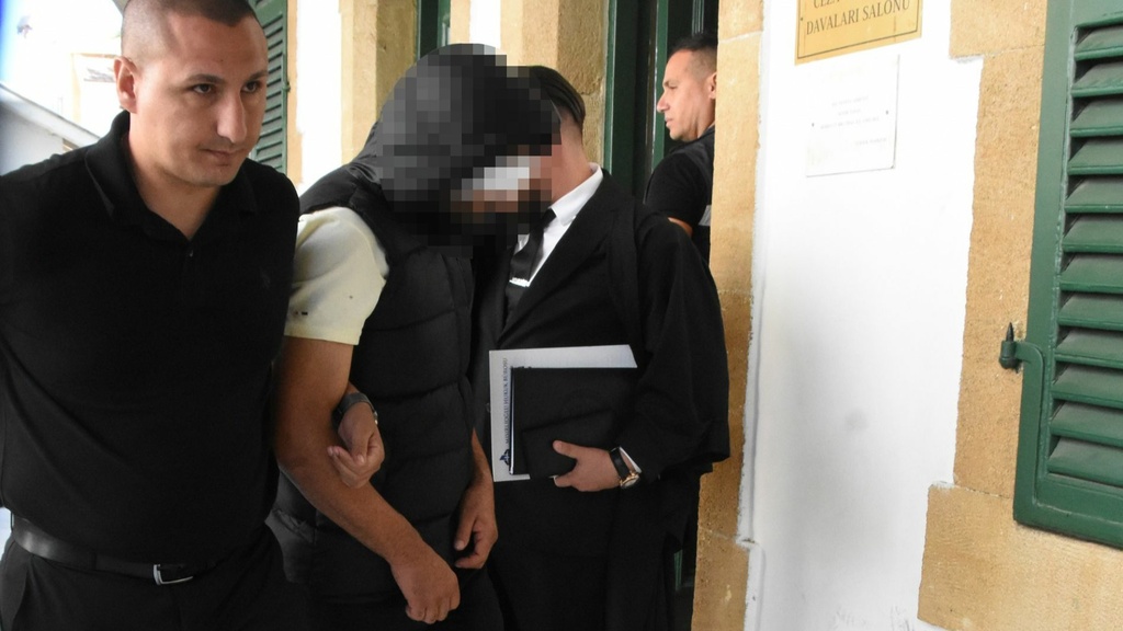 Kız arkadaşına tokat attı, cezaevine gönderildi