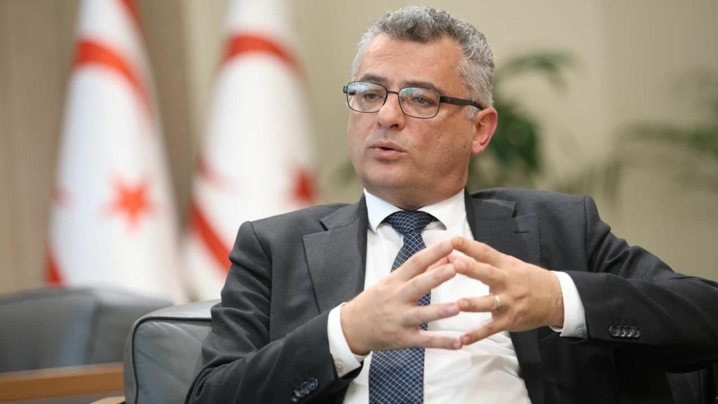 Erhürman'dan "tutarsızlık" eleştirilerine yanıt: Açıklamalarımı okusalar anlayacaklar, okumuyoruz