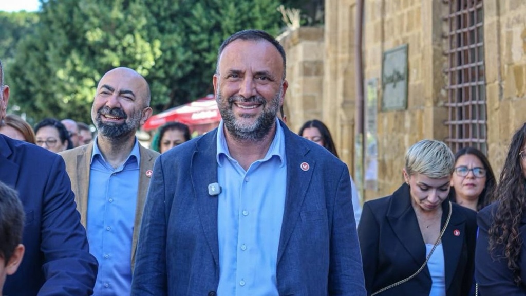 "Her evden en az bir oy istiyoruz"