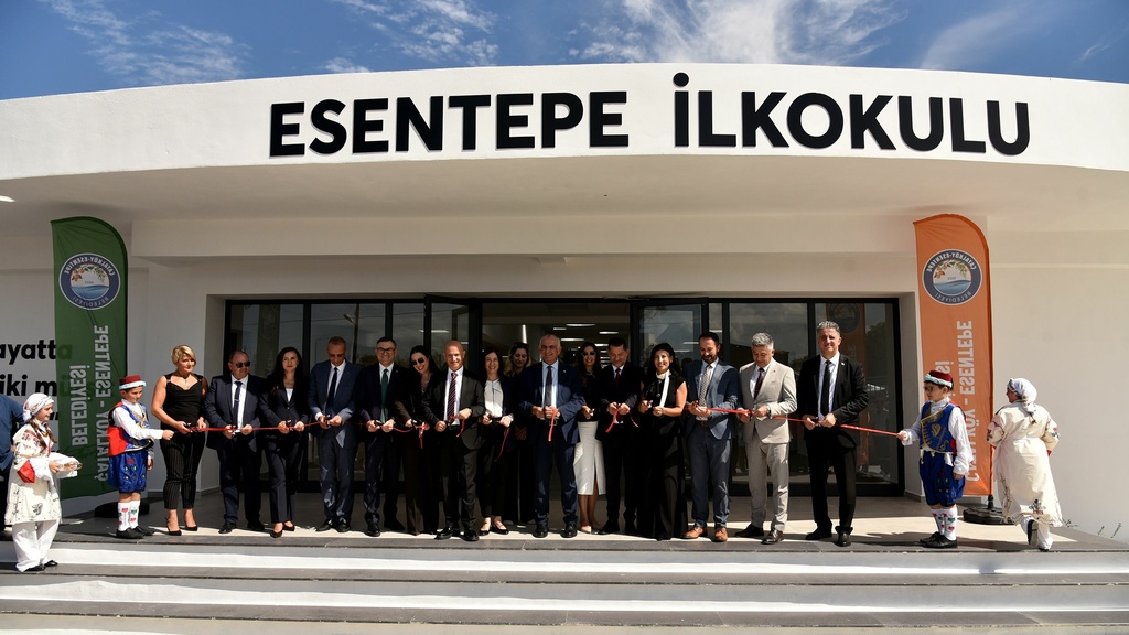 Esentepe İlkokulu'nun yeni binası törenle açıldı