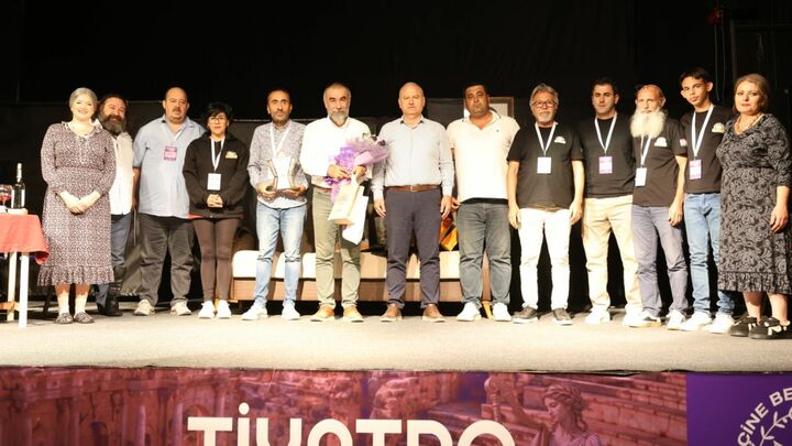 İskele Belediyesi Tiyatrosu, Çine'de tiyatro severlerle buluştu