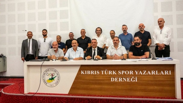Basketbolun yeni yönetiminde görev dağılımı yapıldı