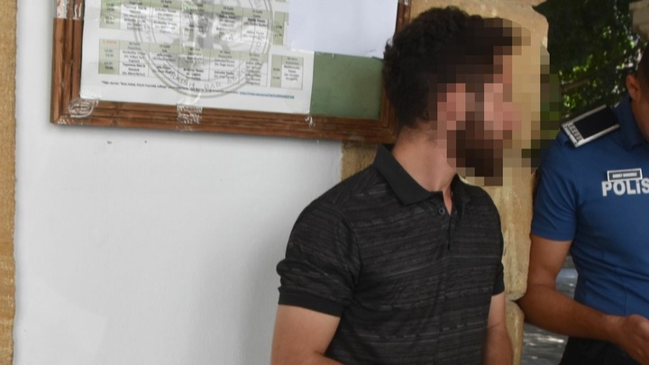 Kira nedeniyle tartıştığı yurt işletmecisini "tehdit edip aracına zarar verdi"
