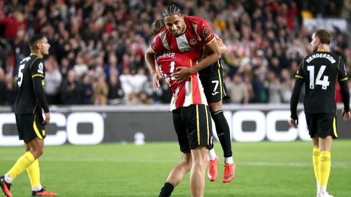 Premier Lig'de başkent derbisini Chelsea kaybetti