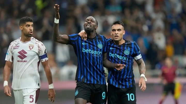 Inter perdeyi 5 gollü galibiyetle açtı