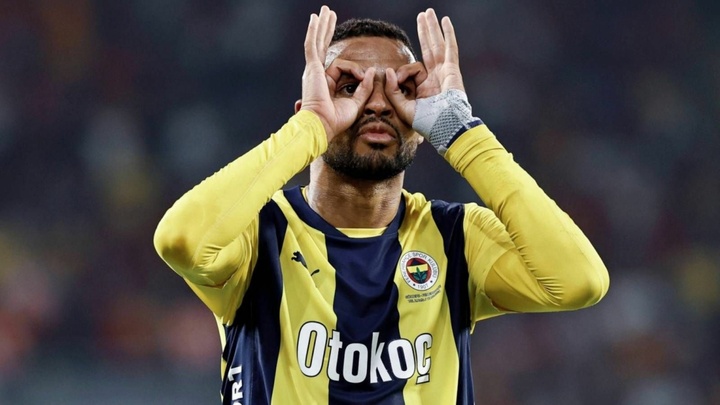FIFA'dan Fenerbahçe'ye 3 dönem transfer yasağı