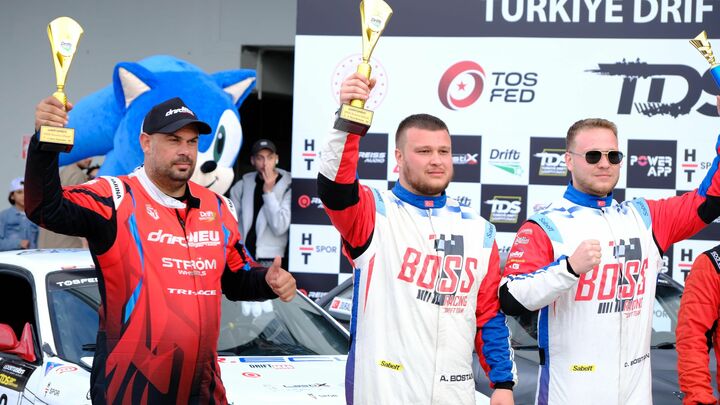 Drift NEU Racing Team İstanbul Park'tan derecelerle döndü