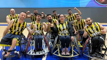 Fenerbahçe, Vakıflarla hazırlık maçları için KKTC'de