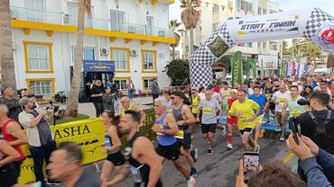 Girne Yarı Maratonu bugün... Adımlar aileler için atılacak