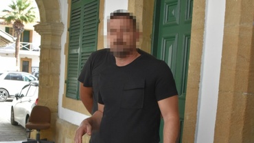 Çalışma izni vaadiyle 10 kişiyi "dolandırmış": 14 ay sonra tutuklanıp serbest bırakıldı